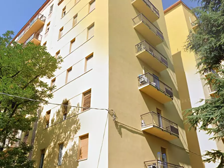 Immagine 9 di Appartamento in vendita  in Via Emilia Est a Modena