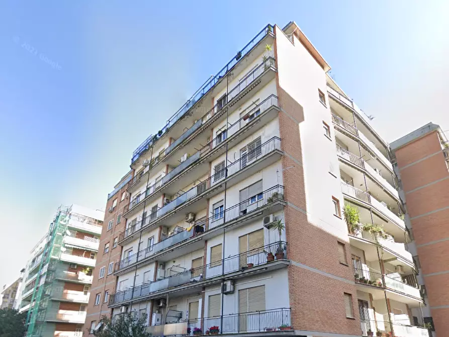Immagine 9 di Appartamento in vendita  in Via Tiberio Imperatore a Roma