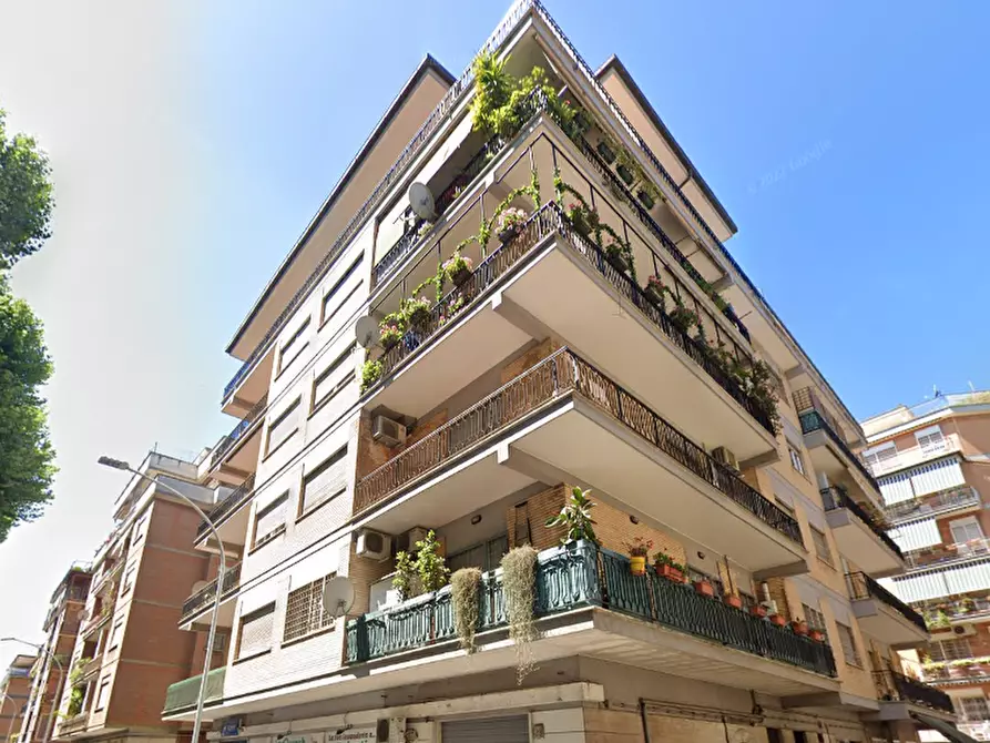 Immagine 1 di Appartamento in vendita  in Via Arturo Graf a Roma