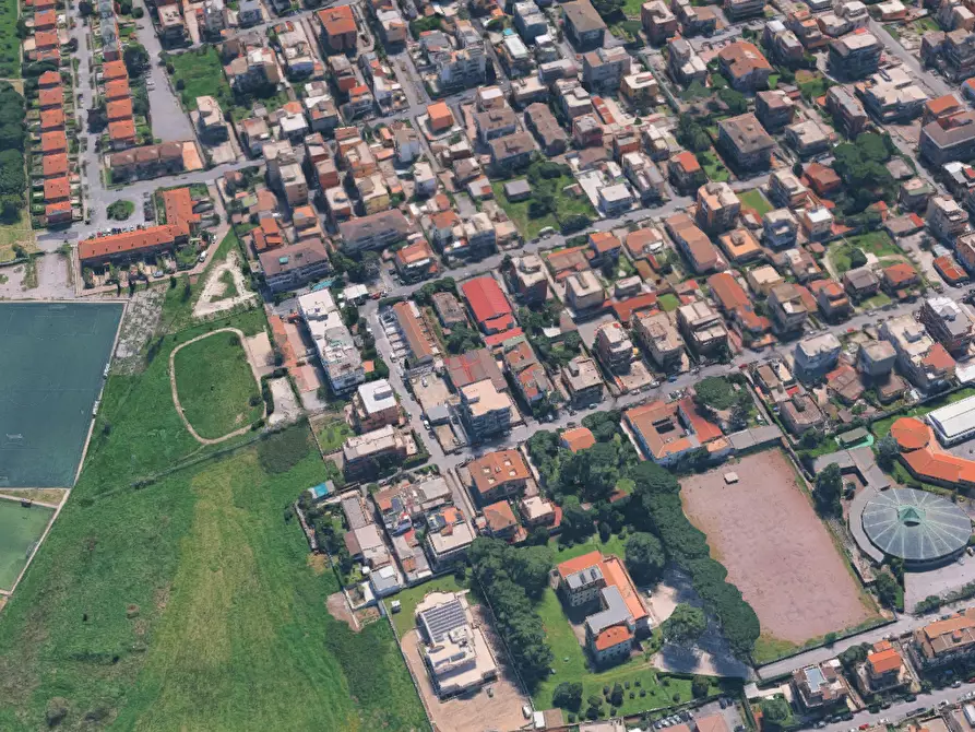 Immagine 9 di Stabile in vendita  in Via Dionisio a Roma