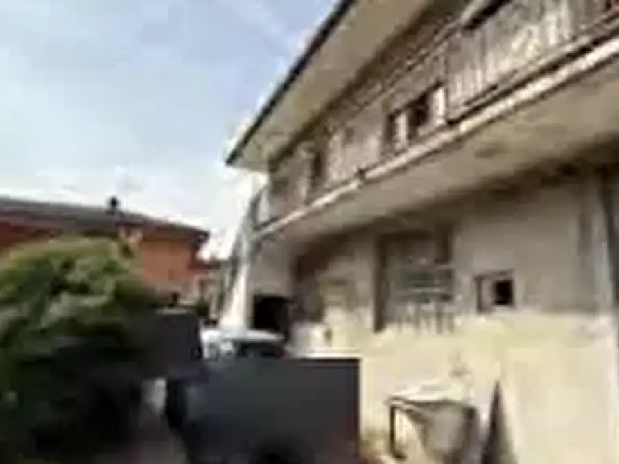 Immagine 4 di Appartamento in vendita  in Via Giuseppe Garibaldi a Chiampo