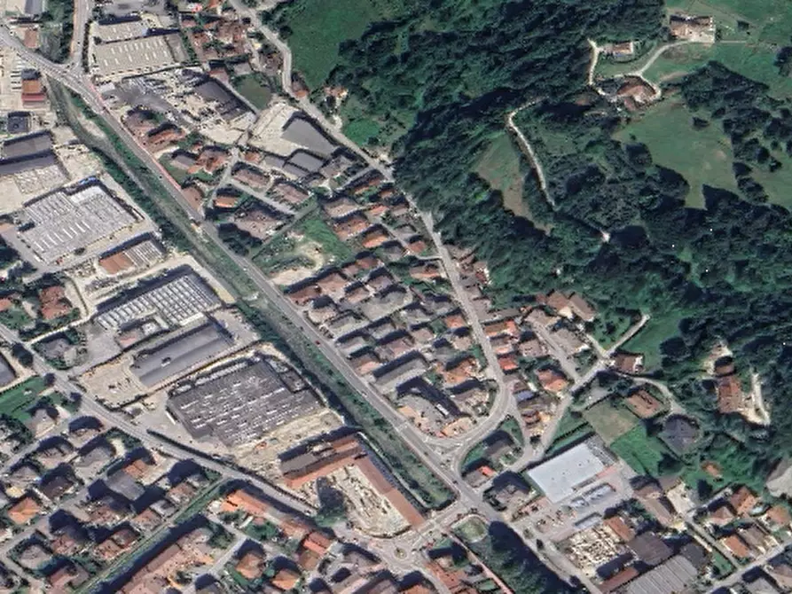 Immagine 15 di Appartamento in vendita  in Via Giuseppe Garibaldi a Chiampo