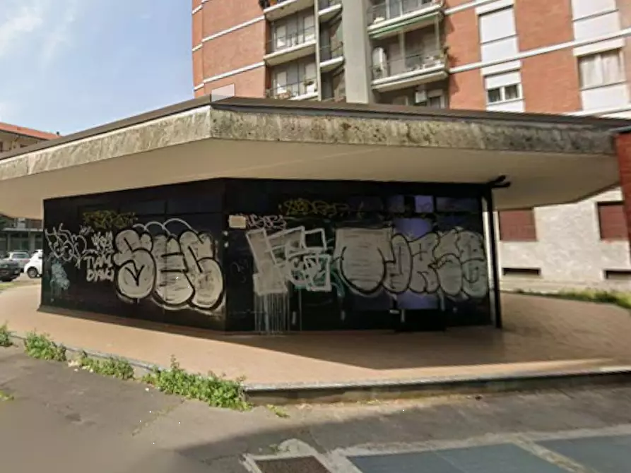 Immagine 7 di Ufficio in vendita  in Via Privata Renzo e Lucia a Milano