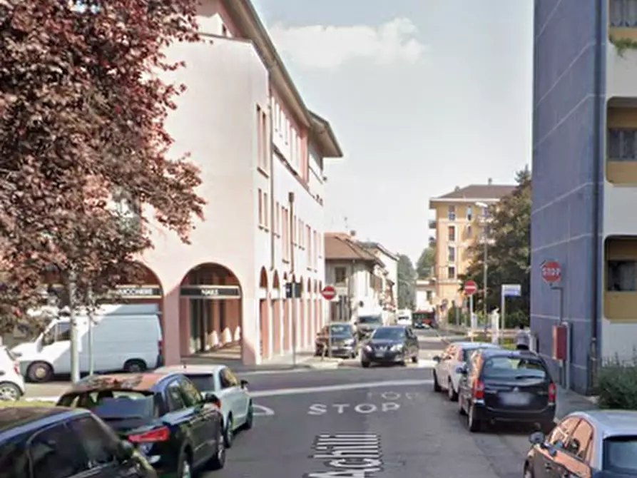 Immagine 9 di Appartamento in vendita  in Piazza Raoul Achilli a Legnano