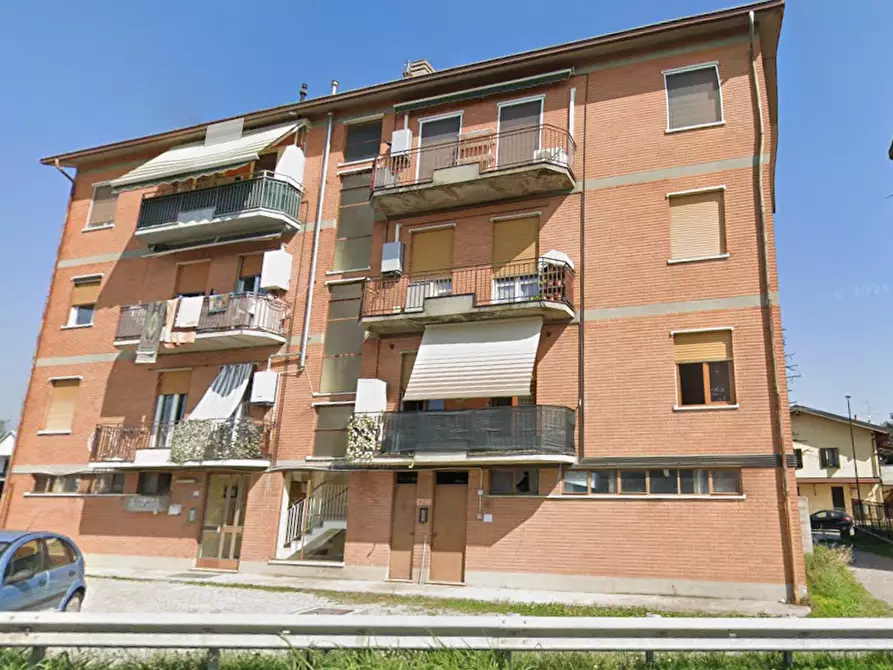 Immagine 9 di Appartamento in vendita  in Via Battisti  a Cornate D'adda