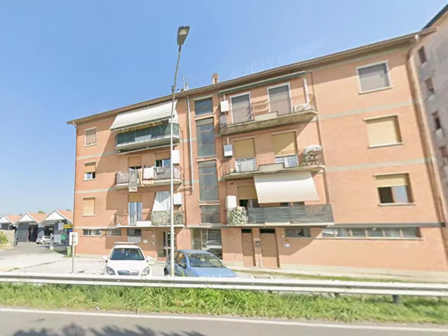 Immagine 10 di Appartamento in vendita  in Via Battisti  a Cornate D'adda