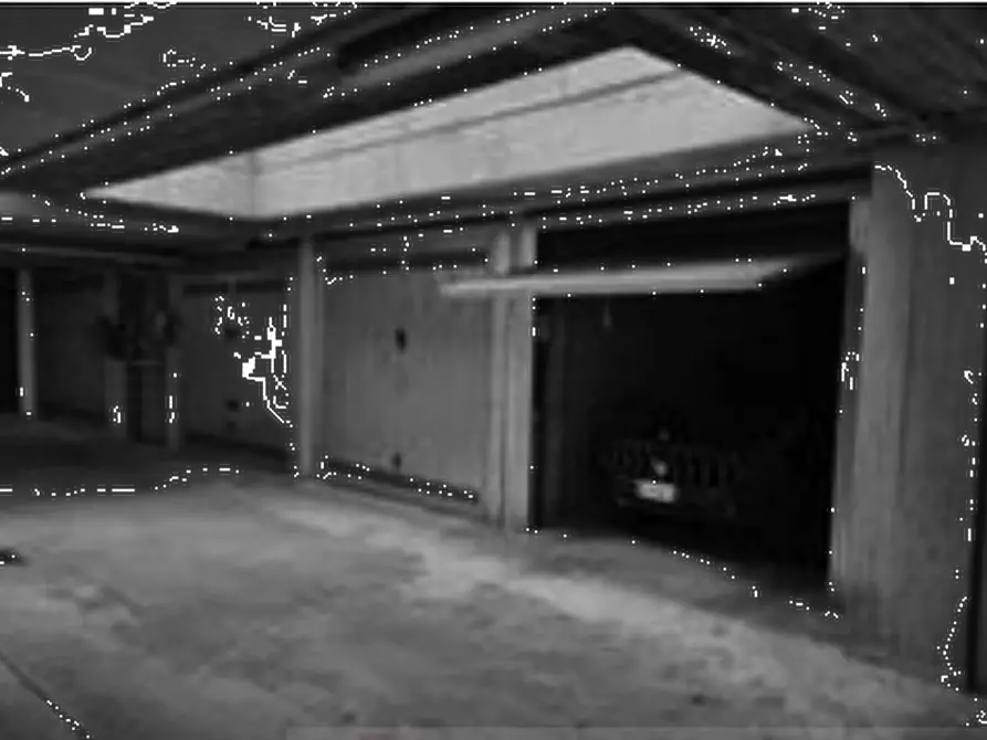 Immagine 1 di Garage in vendita  in Via Dante a Brugherio