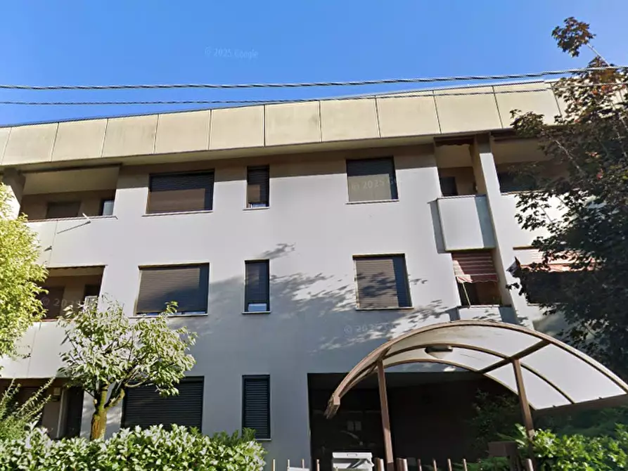 Immagine 7 di Appartamento in vendita  in Viale Lombardia  a Legnano