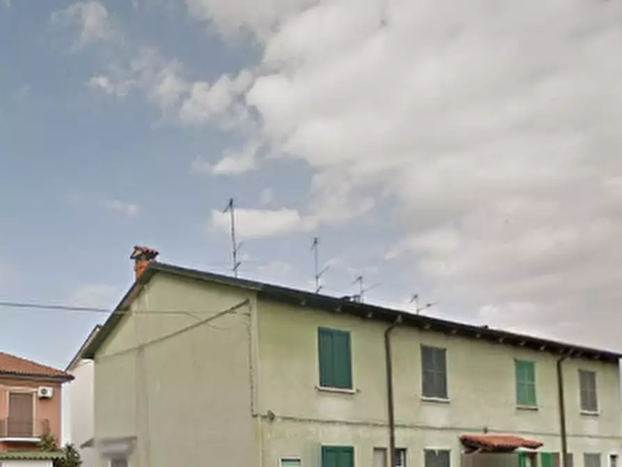 Immagine 10 di Porzione di casa in vendita  in Via Leonardo da Vinci a Salerano Sul Lambro