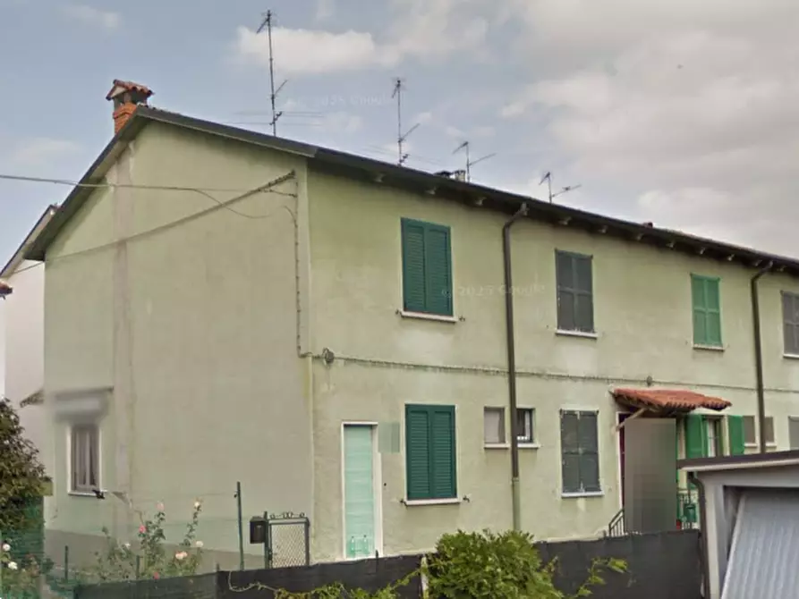 Immagine 19 di Porzione di casa in vendita  in Via Leonardo da Vinci a Salerano Sul Lambro