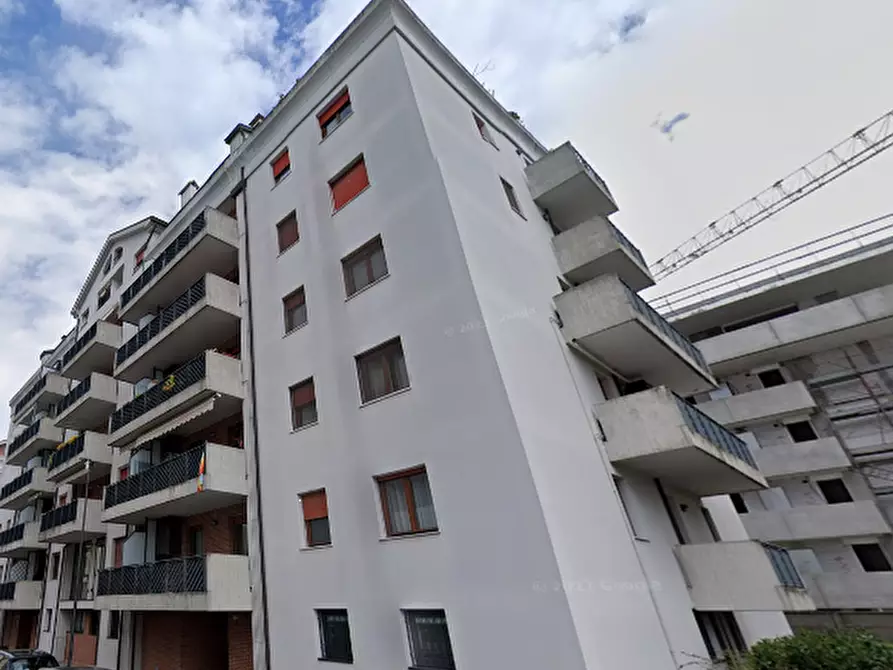 Immagine 6 di Appartamento in vendita  in Via E. Forlanini a Padova