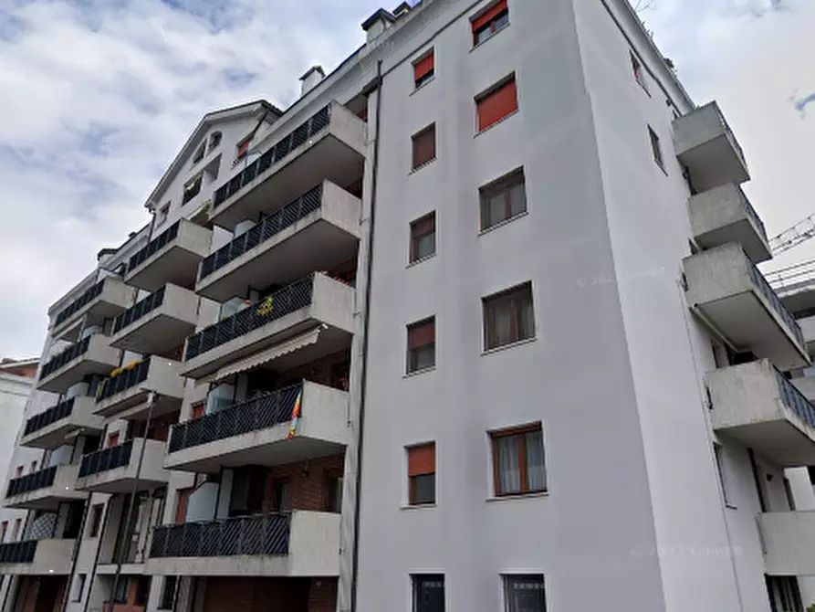 Immagine 9 di Appartamento in vendita  in Via E. Forlanini a Padova