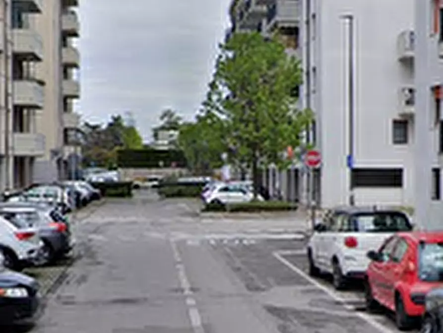 Immagine 14 di Appartamento in vendita  in Via E. Forlanini a Padova