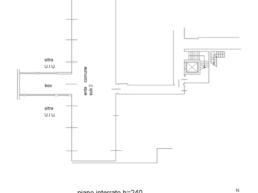 Immagine 2 di Garage in vendita  in Via Pusiano a Seregno