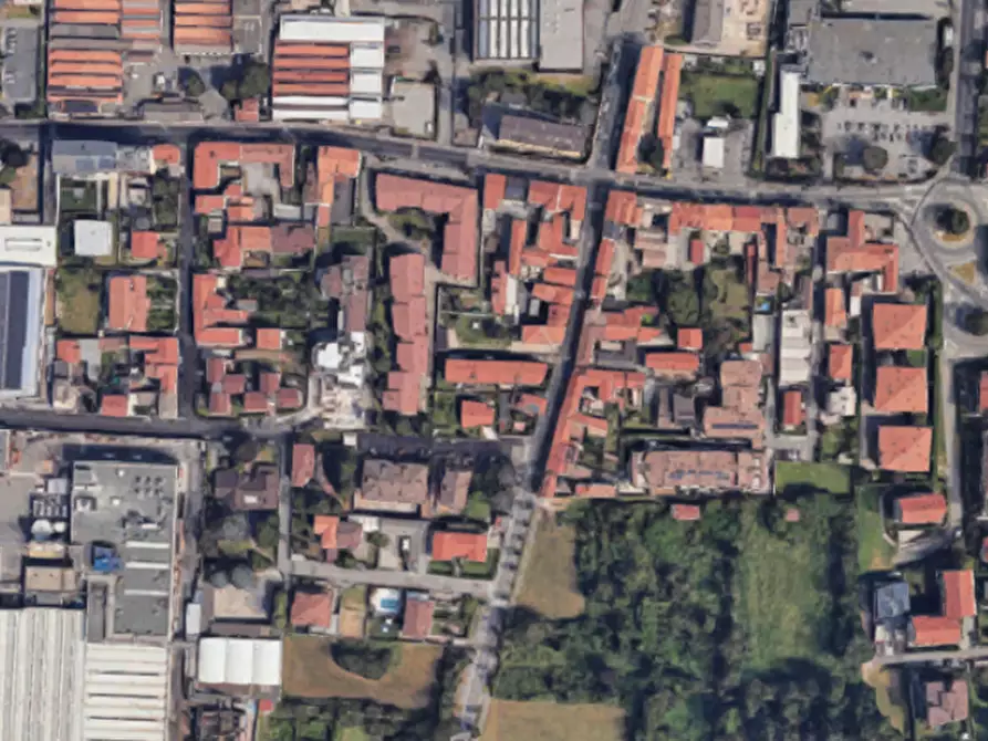 Immagine 3 di Garage in vendita  in Via Pusiano a Seregno