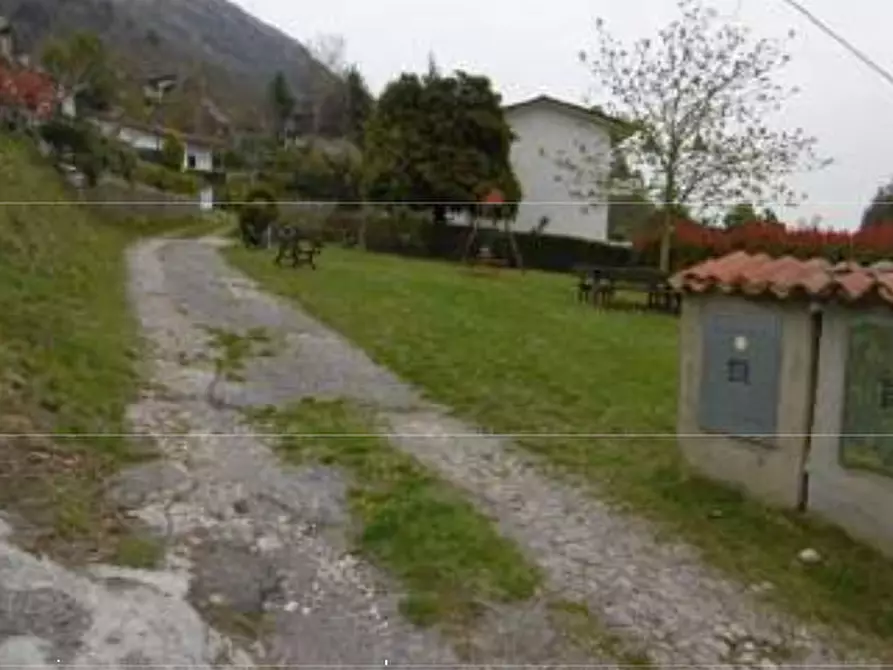 Immagine 4 di Posto auto in vendita  in  Via Nasego a Lodrino