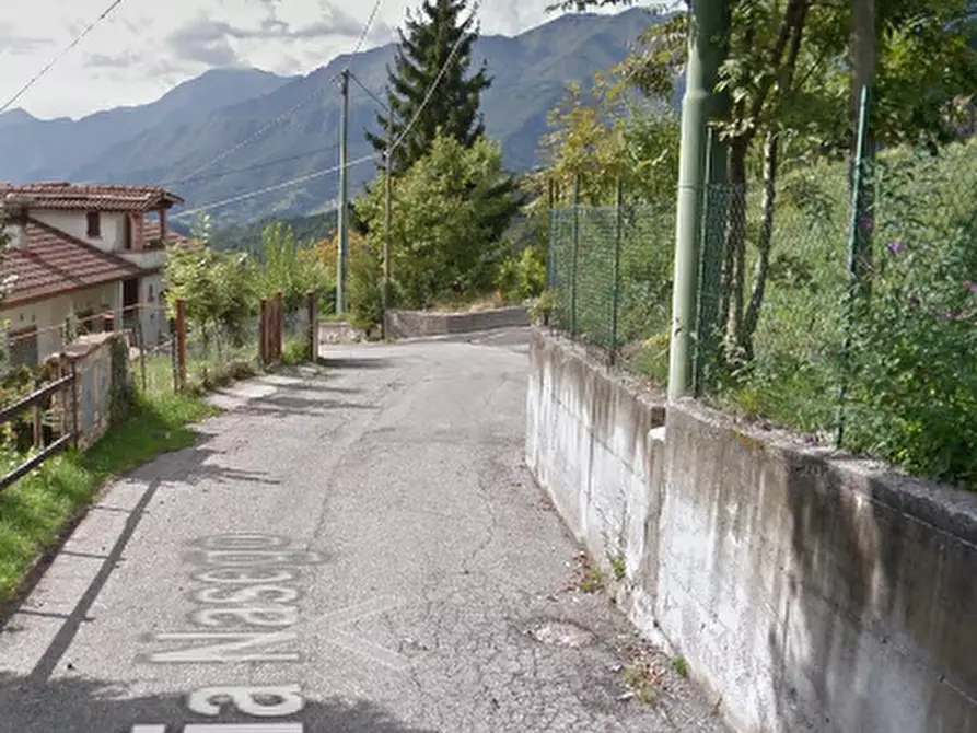 Immagine 5 di Posto auto in vendita  in  Via Nasego a Lodrino