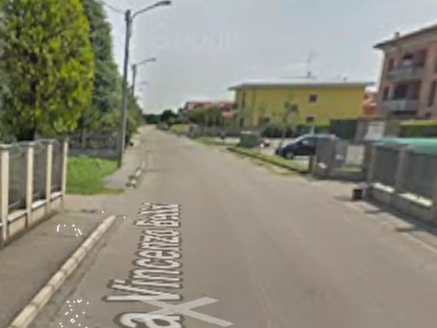 Immagine 7 di Appartamento in vendita  in Via Vincenzo Bellini a Turate