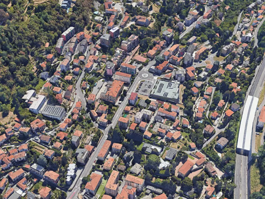 Immagine 10 di Appartamento in vendita  in Via Cardano a Como