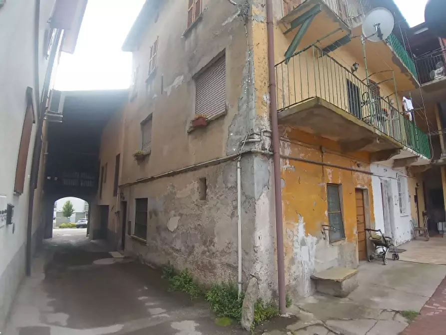 Immagine 1 di Appartamento in vendita  in Via IV Novembre a Guanzate