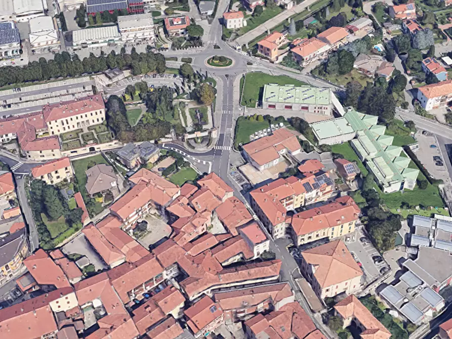 Immagine 5 di Appartamento in vendita  in Via IV Novembre a Guanzate