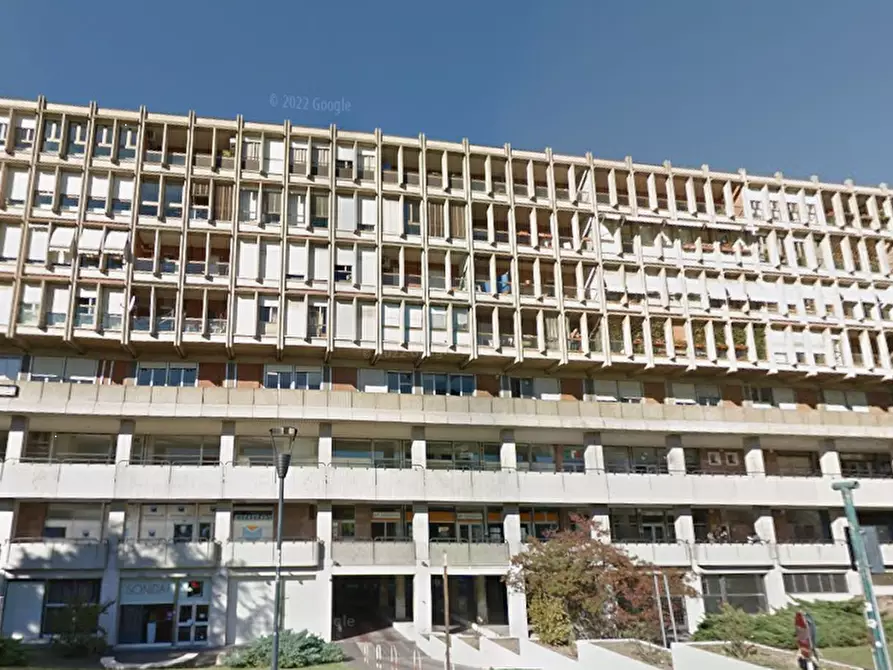 Immagine 1 di Negozio in vendita  in Via Malta a Brescia