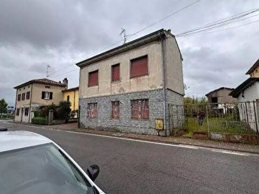 Immagine 1 di Casa indipendente in vendita  in via San Nazzaro a Robecco Pavese