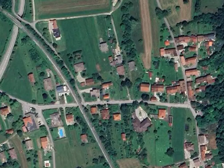 Immagine 31 di Casa indipendente in vendita  in Via Giuseppe Garibaldi a Travesio