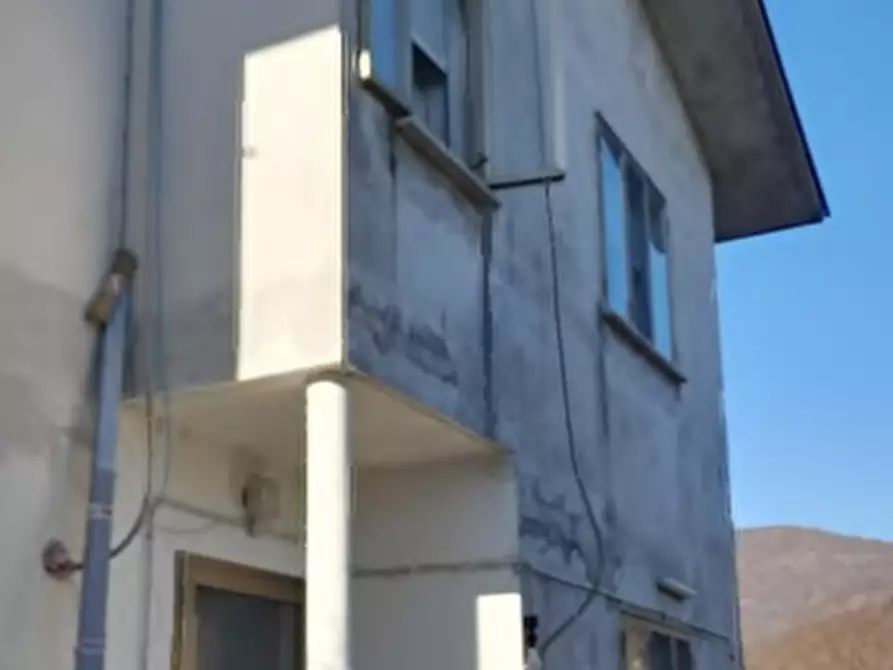 Immagine 6 di Casa indipendente in vendita  in Via Giuseppe Garibaldi a Travesio