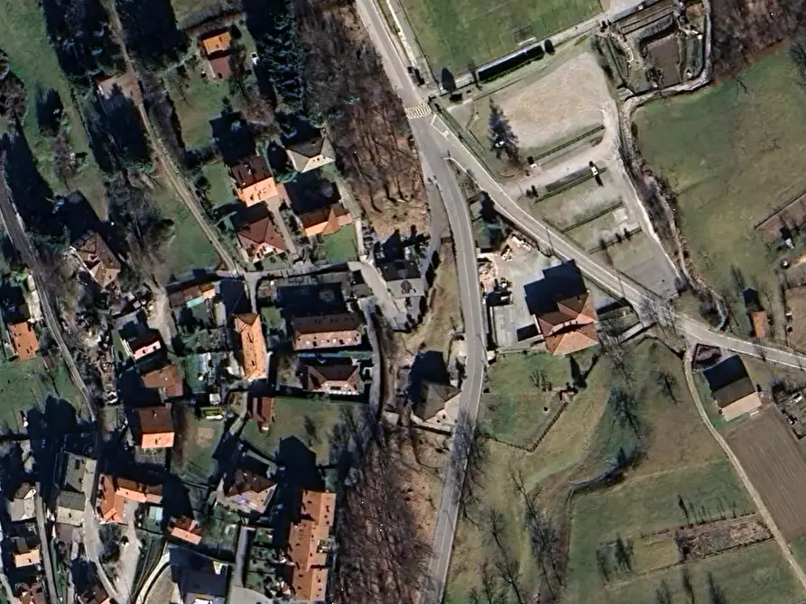 Immagine 6 di Magazzino in vendita  in Viale Verdi a Carenno