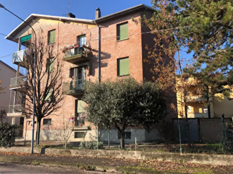 Immagine 3 di Appartamento in vendita  in Via Cella all'Oldo a Reggio Nell'emilia
