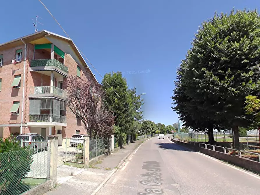 Immagine 7 di Appartamento in vendita  in Via Cella all'Oldo a Reggio Nell'emilia