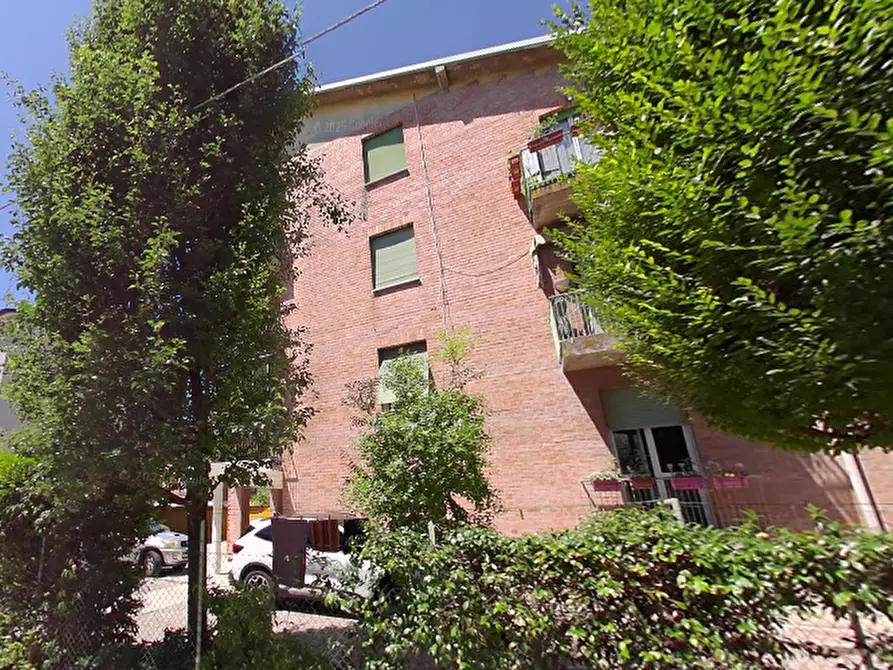 Immagine 10 di Appartamento in vendita  in Via Cella all'Oldo a Reggio Nell'emilia