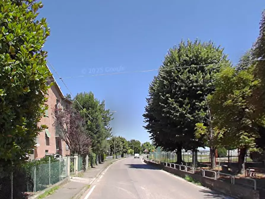 Immagine 15 di Appartamento in vendita  in Via Cella all'Oldo a Reggio Nell'emilia