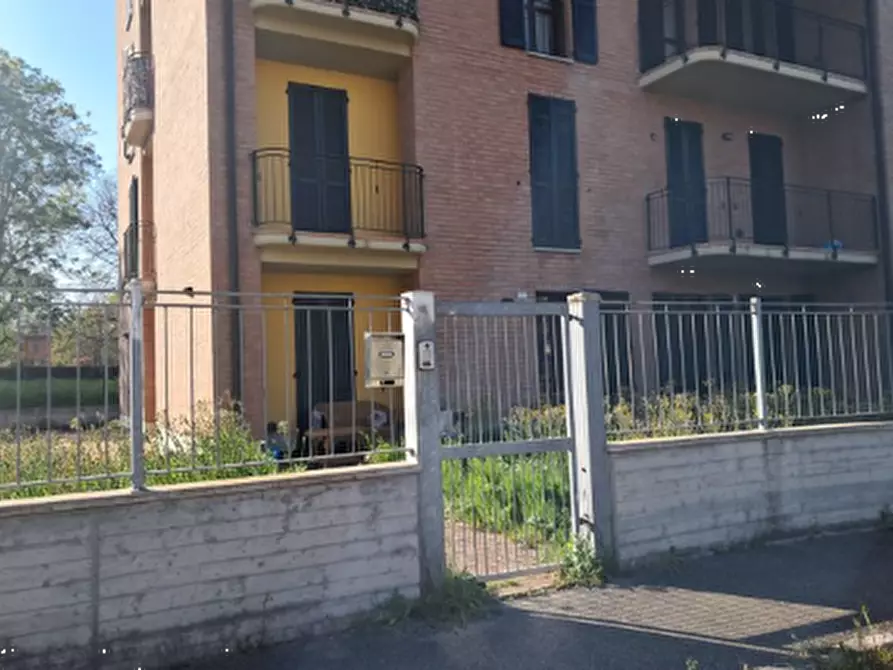 Immagine 5 di Appartamento in vendita  in Via Mario Sironi  a Reggio Nell'emilia