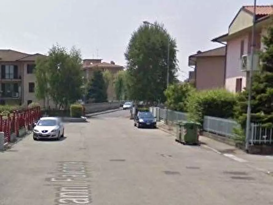 Immagine 2 di Ufficio in vendita  in Via della Stazione a San Martino Siccomario