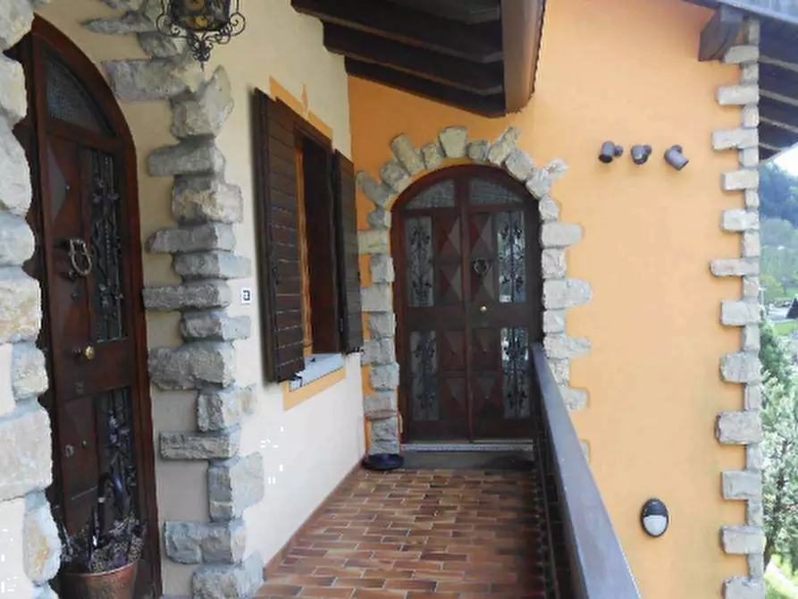 Immagine 1 di Appartamento in vendita  in Via Serta  a Schilpario