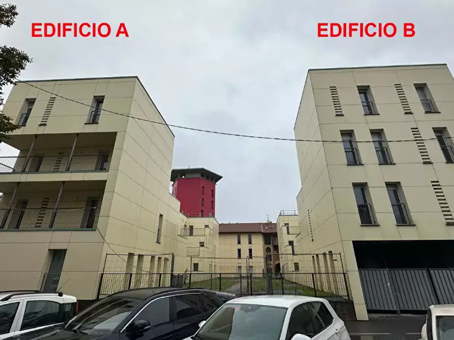 Immagine 1 di Stabile in vendita  in Via Guglielmo Marconi  a Verdello