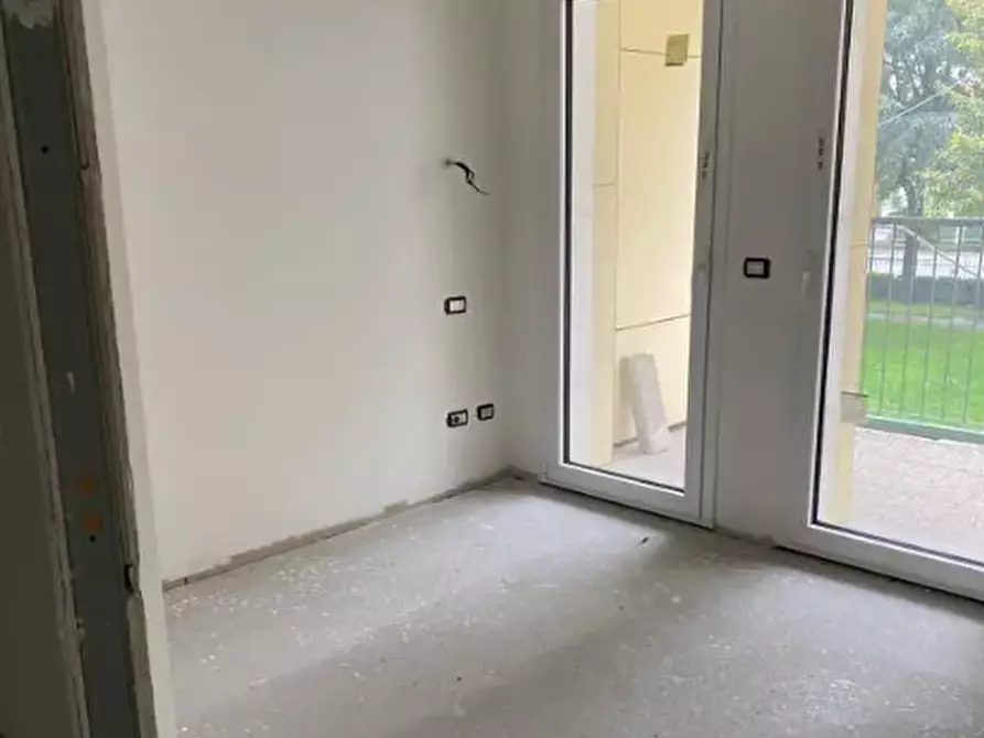 Immagine 14 di Stabile in vendita  in Via Guglielmo Marconi  a Verdello