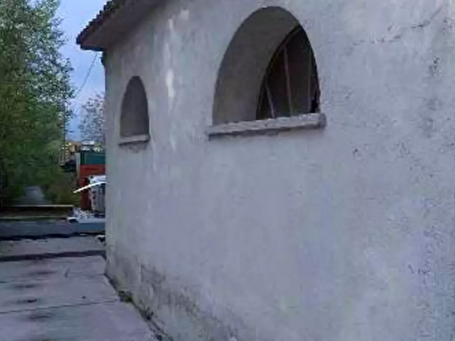 Immagine 4 di Stabile in vendita  in Via Filermo a Caneva