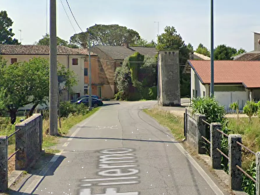 Immagine 9 di Stabile in vendita  in Via Filermo a Caneva