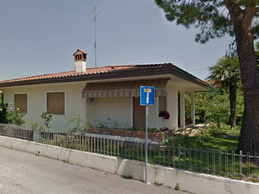 Immagine 10 di Villa in vendita  in Via Piemonte a Porcia