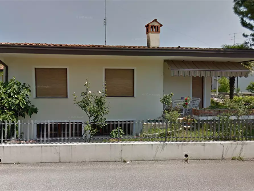 Immagine 14 di Villa in vendita  in Via Piemonte a Porcia