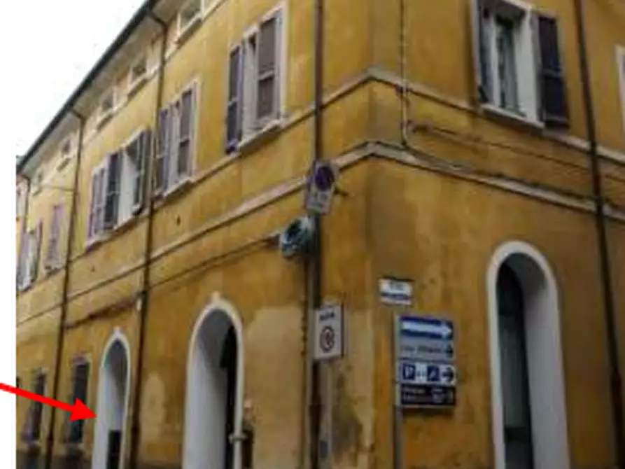 Immagine 1 di Negozio in vendita  in Via Boccaquattro a Cesena
