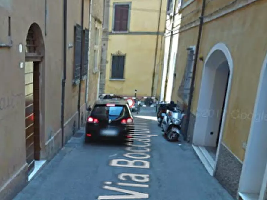 Immagine 7 di Negozio in vendita  in Via Boccaquattro a Cesena