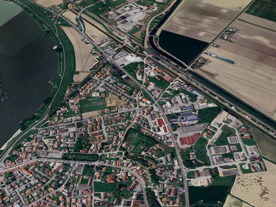 Immagine 10 di Casa indipendente in vendita  in Via Primo Maggio a Polesella