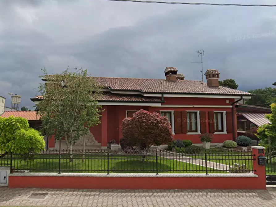 Immagine 1 di Casa indipendente in vendita  in Via E. Sarti a Ficarolo