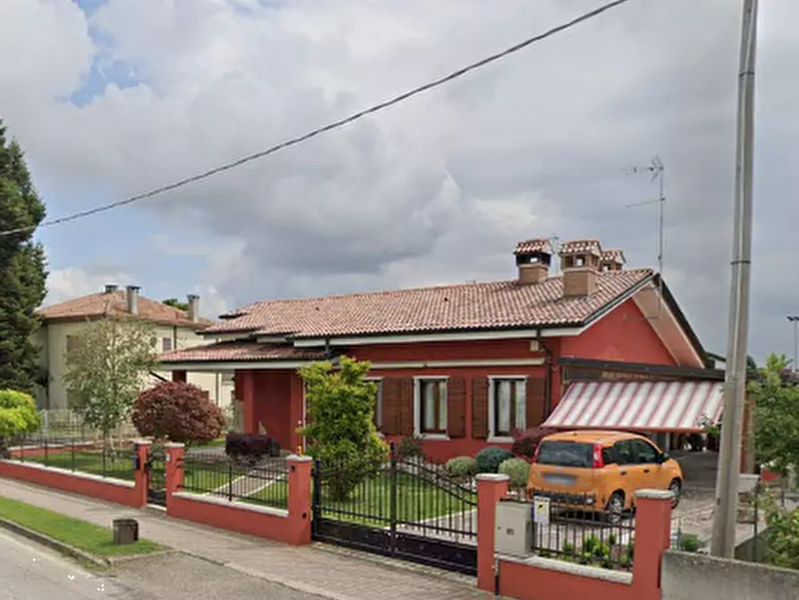Immagine 4 di Casa indipendente in vendita  in Via E. Sarti a Ficarolo