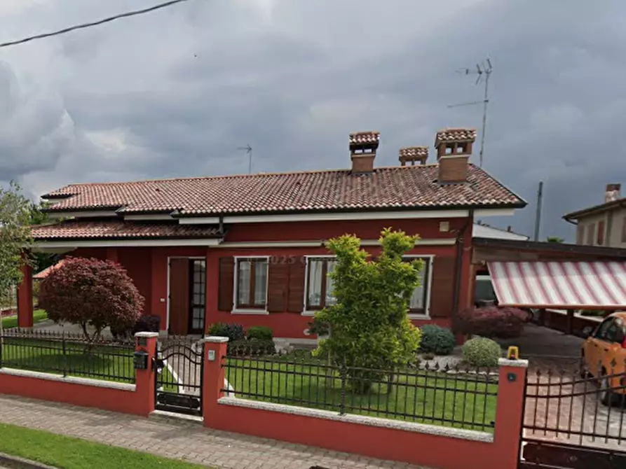 Immagine 6 di Casa indipendente in vendita  in Via E. Sarti a Ficarolo