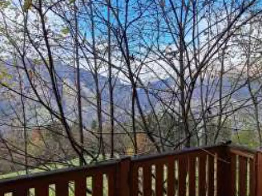 Immagine 3 di Appartamento in vendita  in Via Camarelli a San Giovanni Bianco